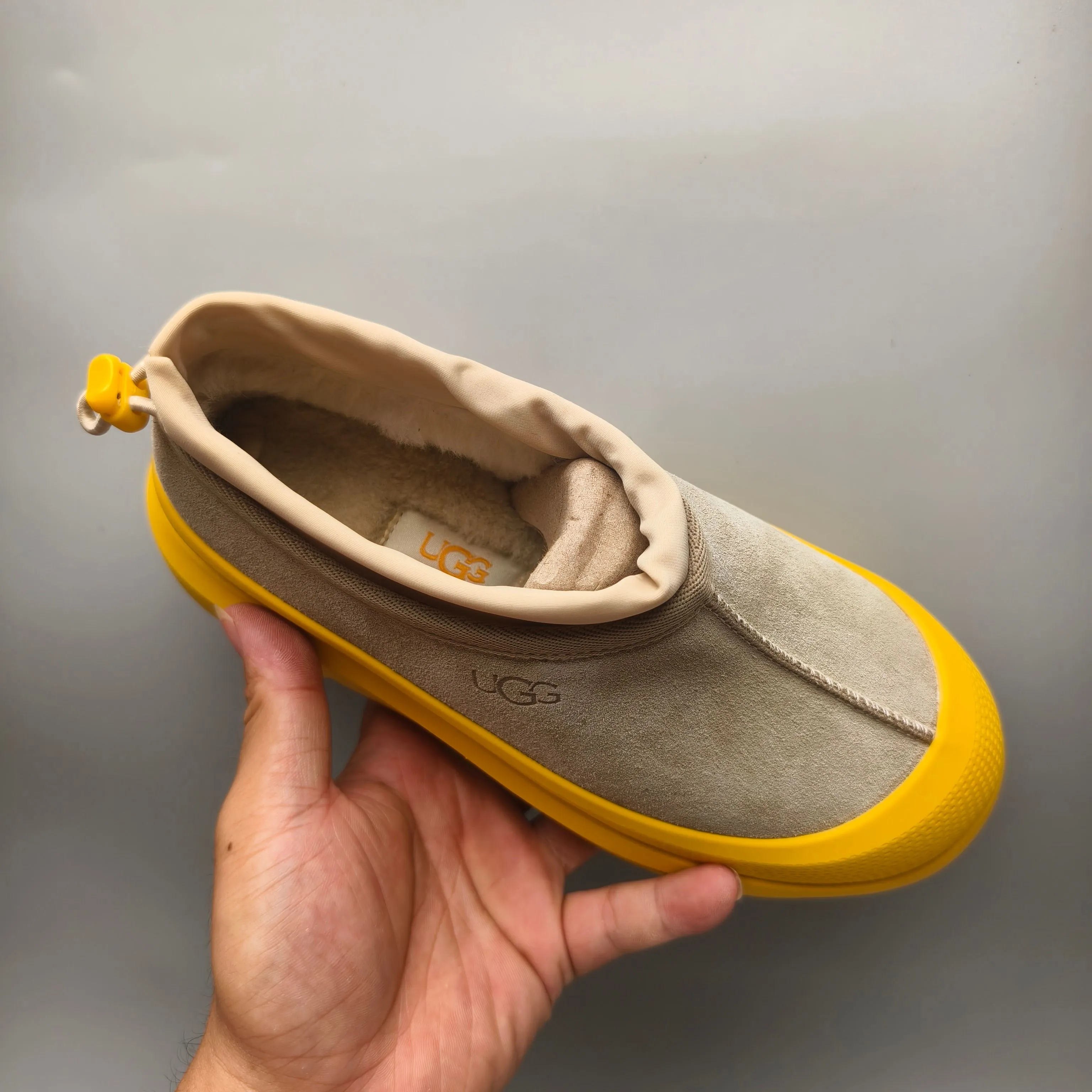 💰520 UGG sheepskin all-in-one snow boots 4096 slip-on casual trendy Wang Yibo men's and women's shoes Color: white red black blue yellow light gray dark gray green Matching sizes: 35-45